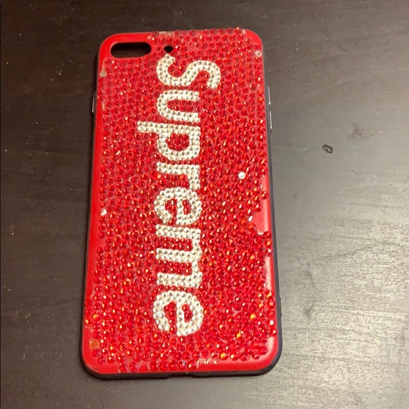 supreme phone accessories